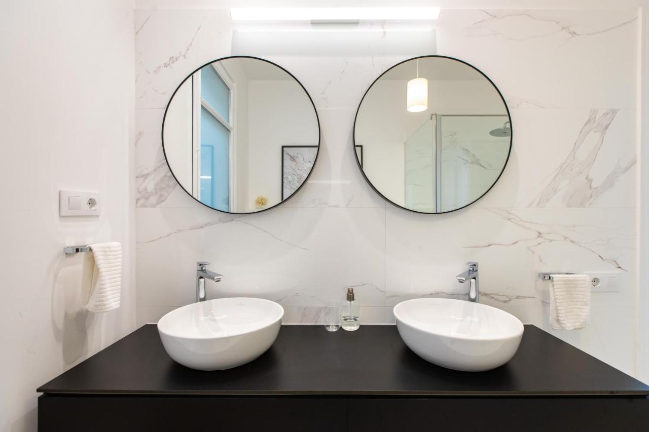 Majestic 4Br/4Bath Apartment In Sagrada Familia Area Барселона Экстерьер фото