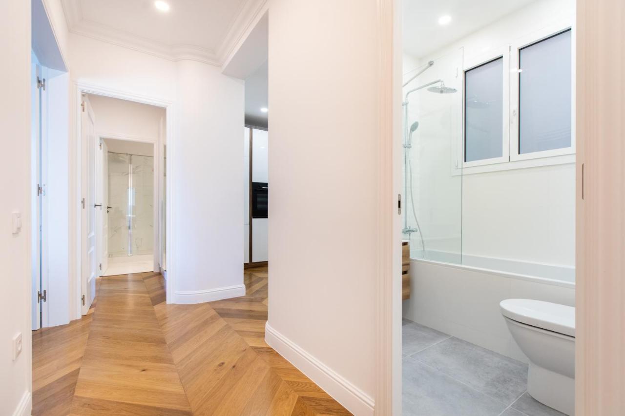 Majestic 4Br/4Bath Apartment In Sagrada Familia Area Барселона Экстерьер фото