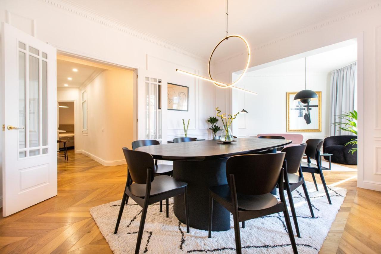 Majestic 4Br/4Bath Apartment In Sagrada Familia Area Барселона Экстерьер фото